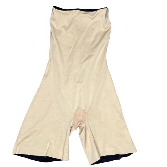 Assets by SPANX Reversible Invisible High-Waisted Mid Thigh Shaper Tan/Black (S) - Picture 2 of 5